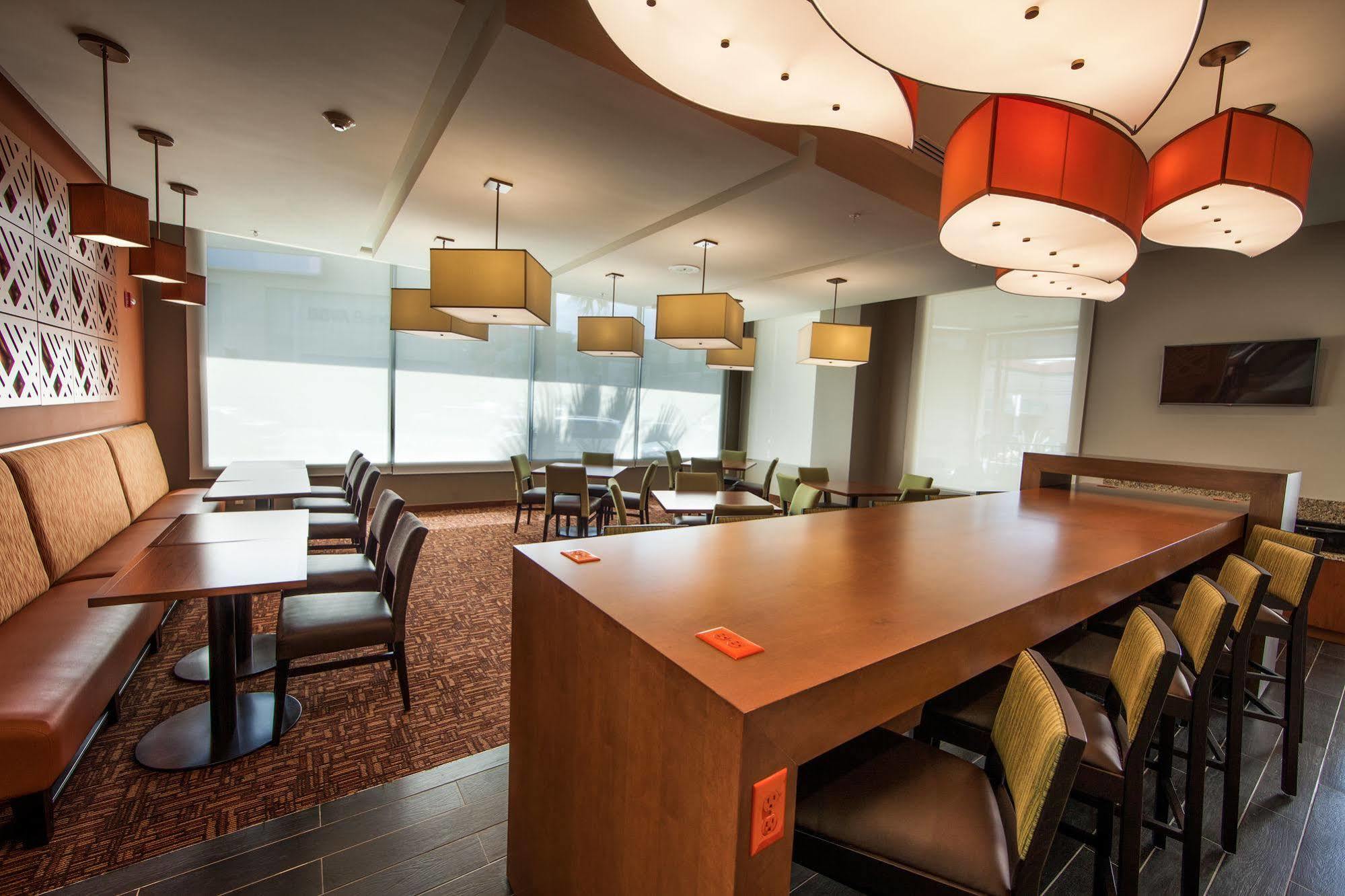 Hyatt Place Тихуана Екстериор снимка